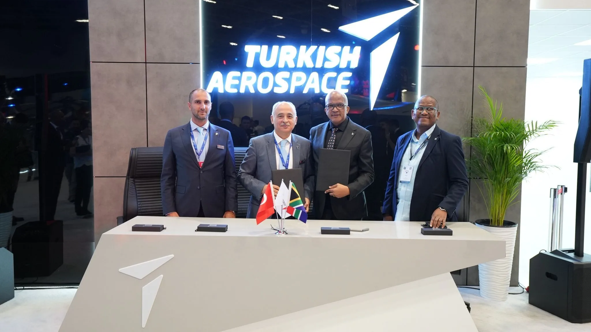 TUSAŞ Signs Strategic Agreements with Indonesia and South Africa 20 Breaking News in Aviation Defence Industry and Tourism TUSAŞ AeroHaber | Aviation News, Tourism News and Defence News | Havacılık Haberleri, Turizm Haberleri ve Savunma Haberleri Guney Afrika1